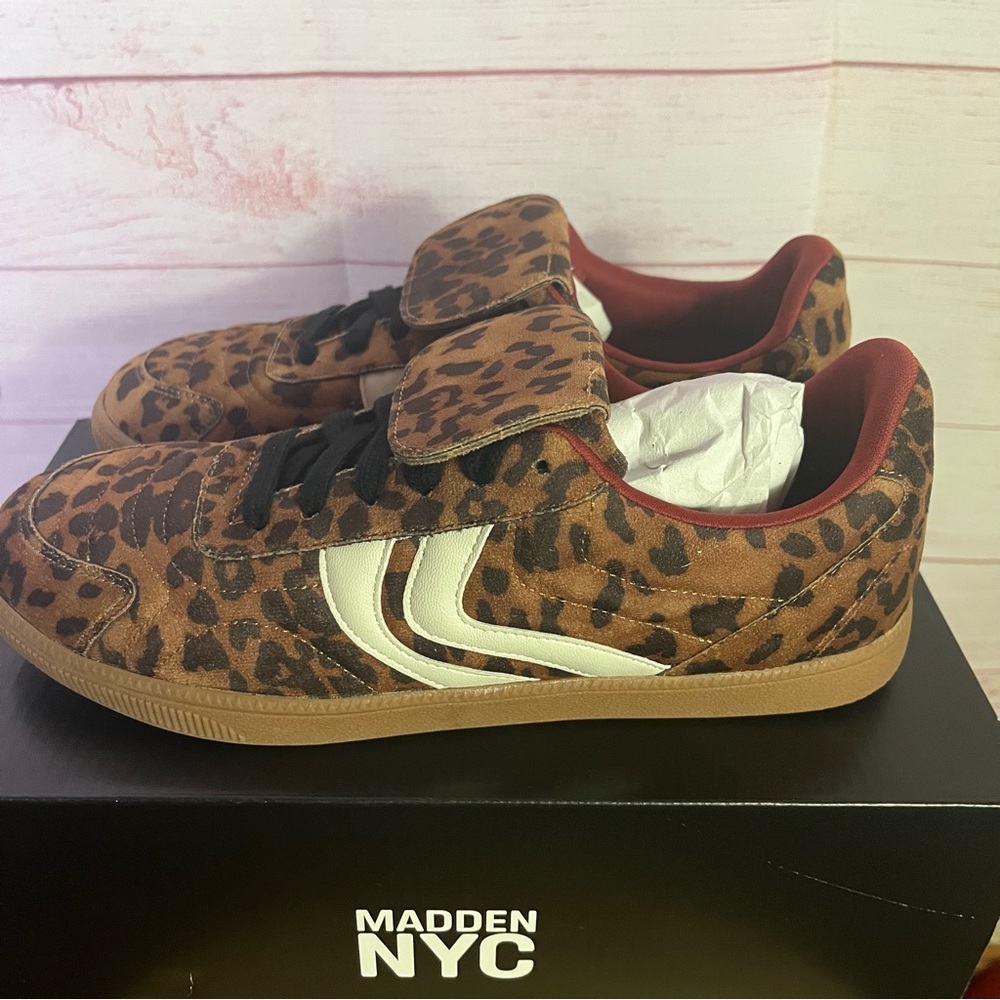 Madden NYC NEW Leopard Fold Over Sneakers Size 9